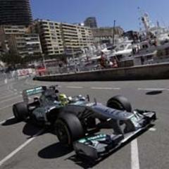 Rosberg keeps Mercedes on top in Monaco