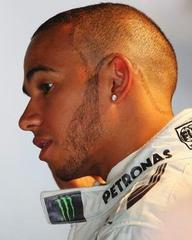 Nico Rosberg out to foil Monaco neighbour Lewis Hamilton